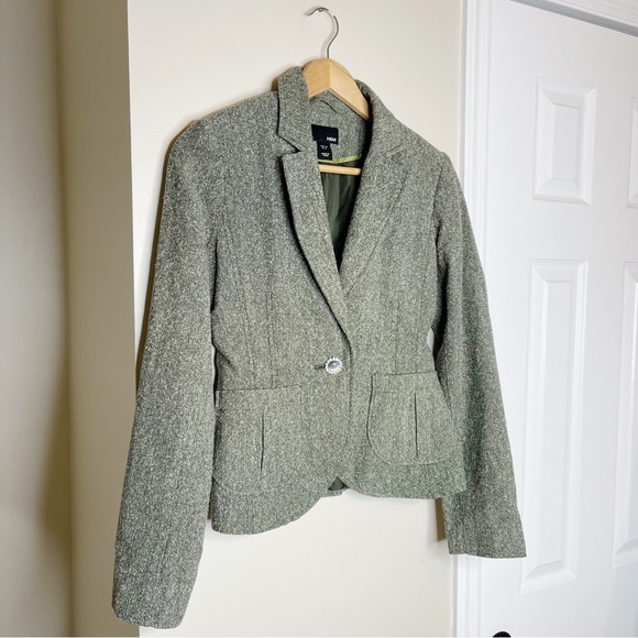 H&M Green Tweed Blazer with Jeweled Button Closure - Picture 2 of 8